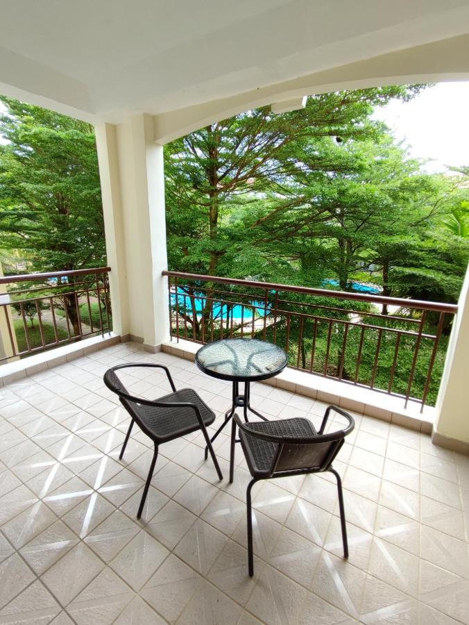 Jojo Homestay Tiara Residence Десару Экстерьер фото